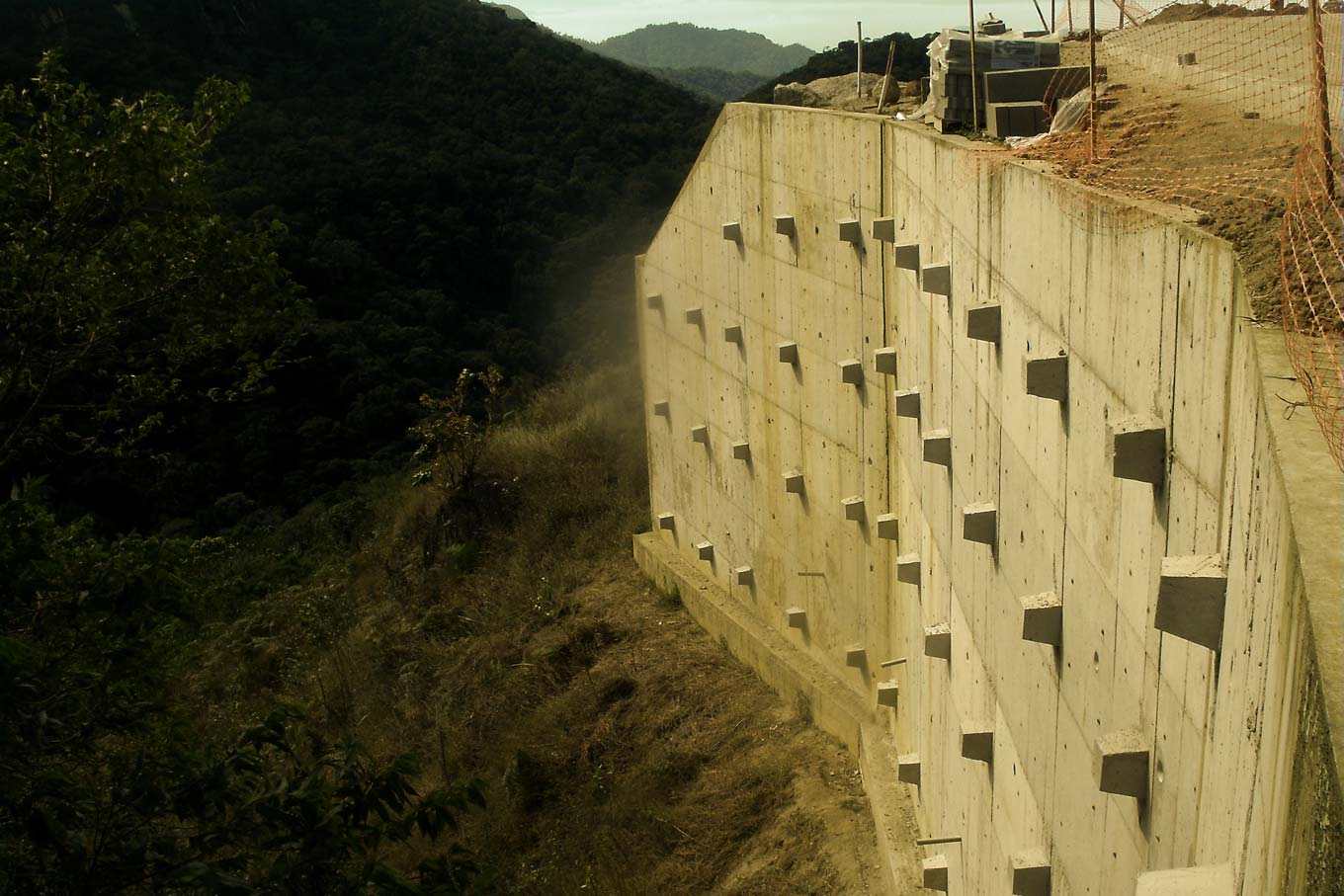 Implantação e Contenção